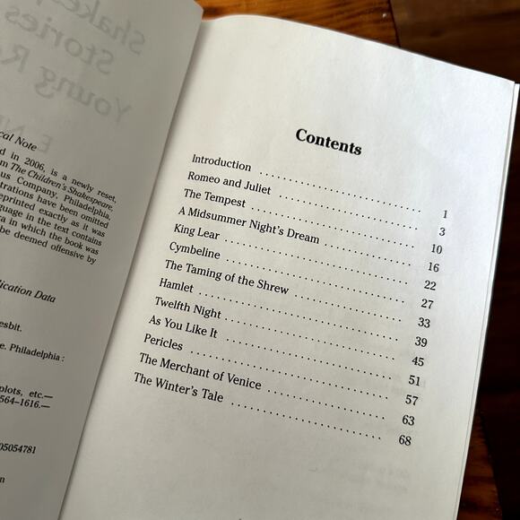 Shakespeare's Stories For Young Readers - Picture 3 of 8